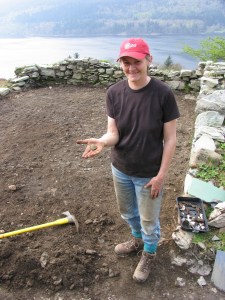 heather-with-pot-sherd